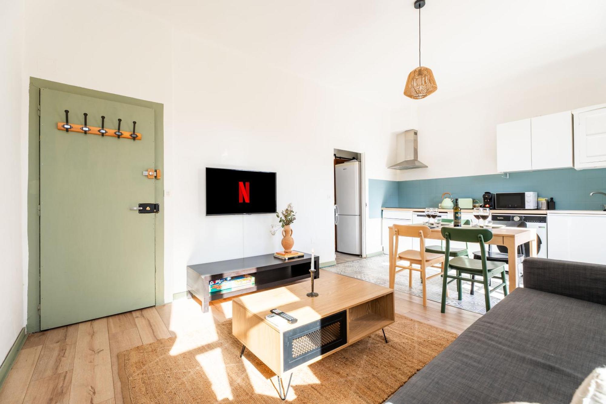 Grand Appartement Familiale - Camargue Сален-де-Жиро Экстерьер фото